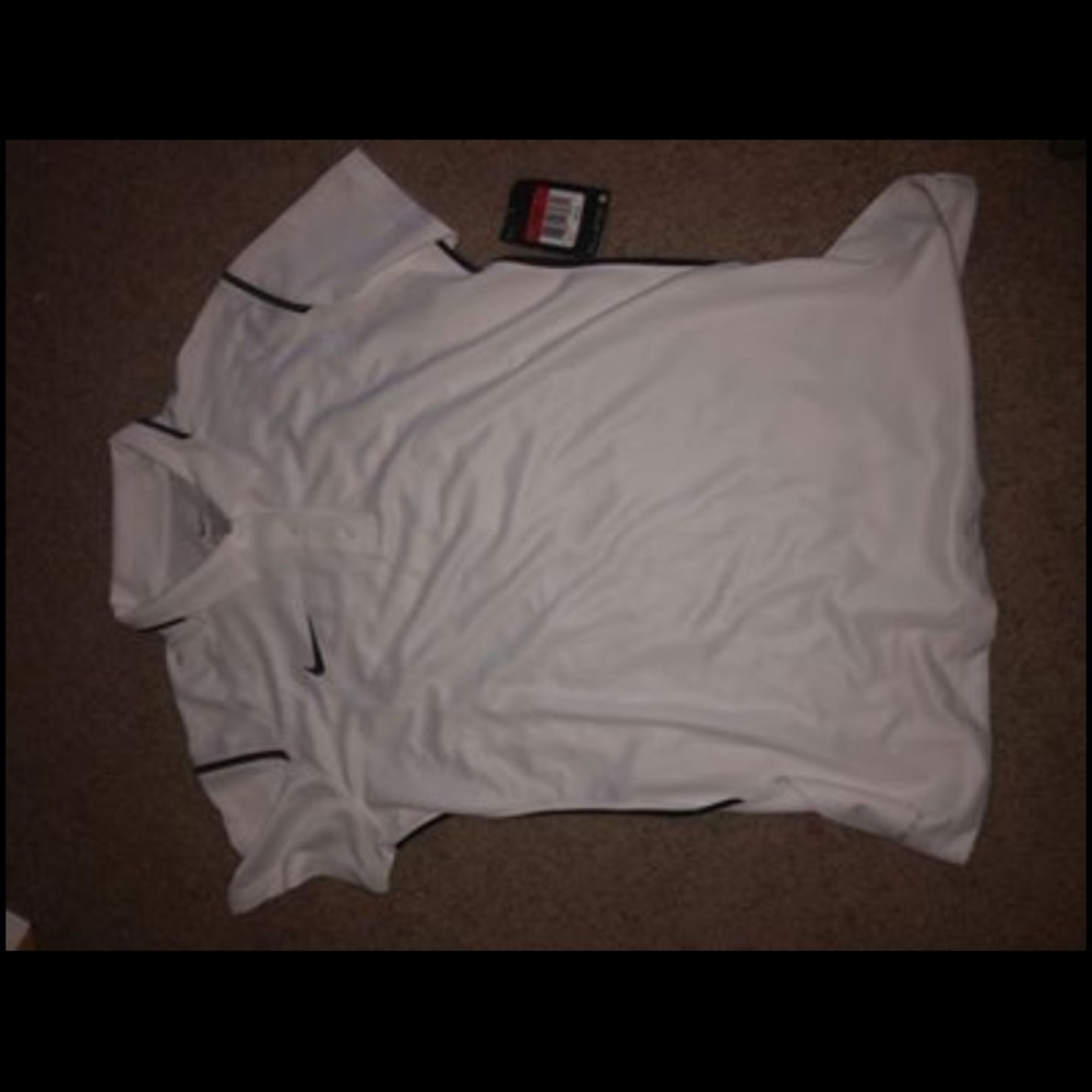 Women’s Nike Golf shirt size L